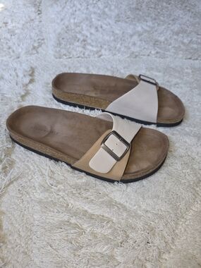 Aeropostale, Two-Tone Buckle Slide Sandals